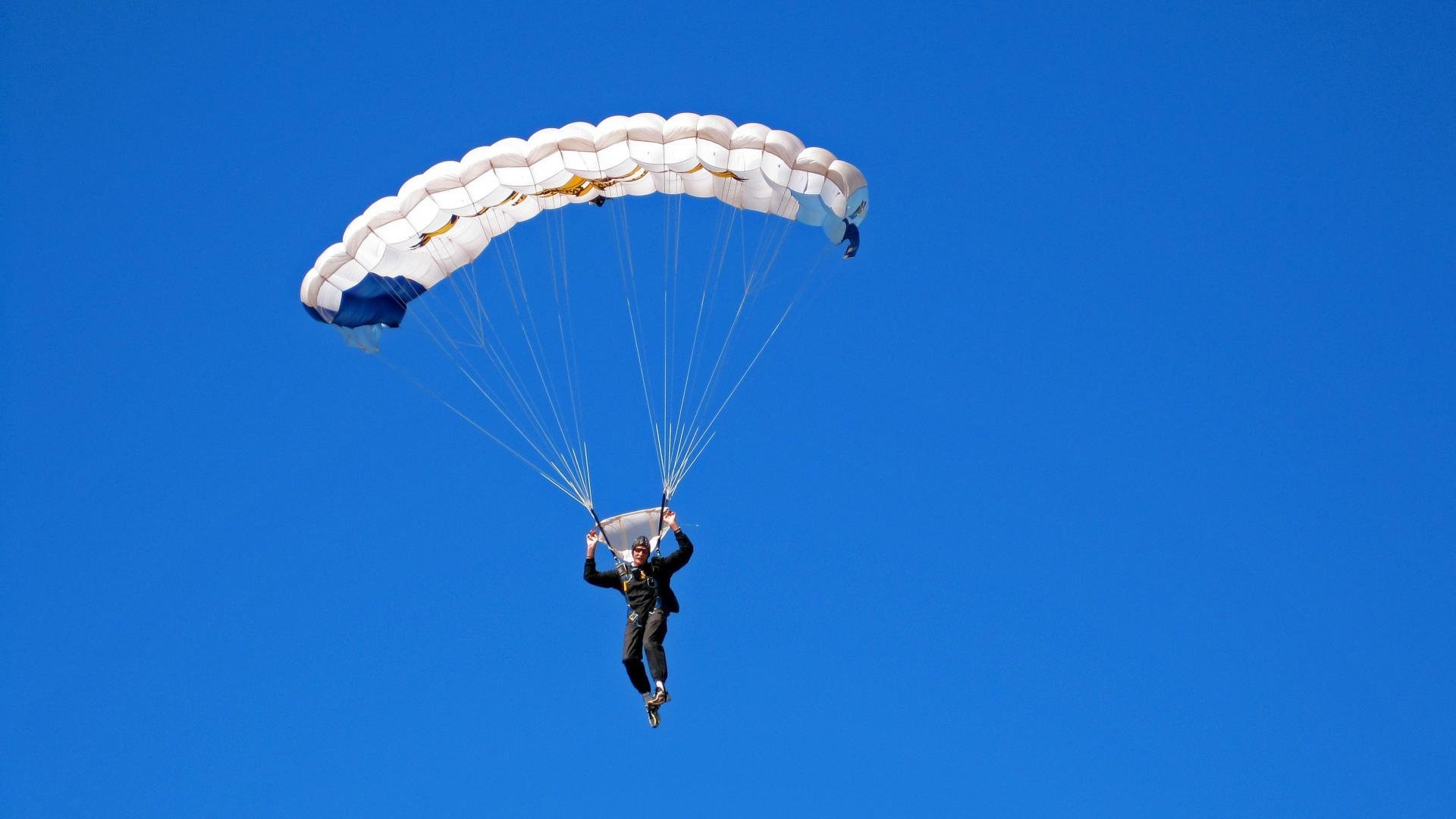 爱游戏 ayx 中国官方网站-职业联赛推动心理辅导常态化增强球员抗压能力